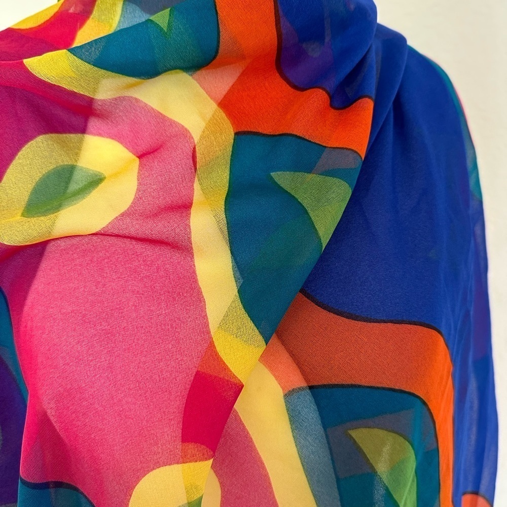 Gently used abstract shawl in multicolor Sz OS - Picture 2 of 5